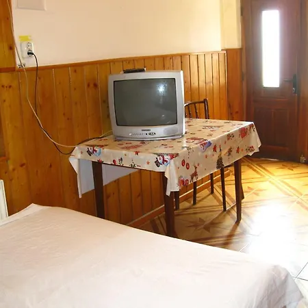 Tabu Πανσιόν