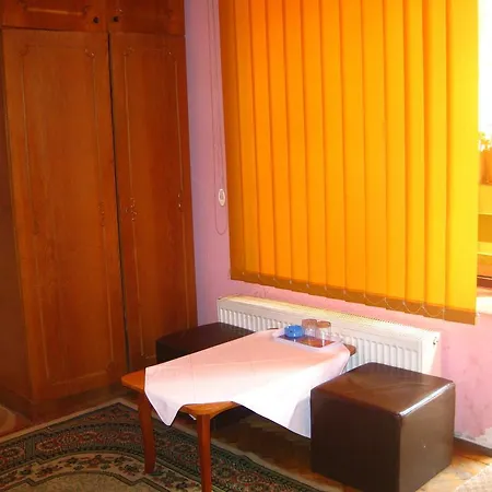 Tabu Πανσιόν 2*